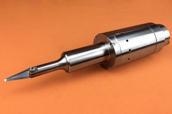 超聲波切割機與傳統(tǒng)超聲波切割機有什么不同？